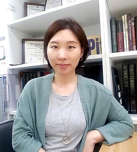 신상은 부교수 사진